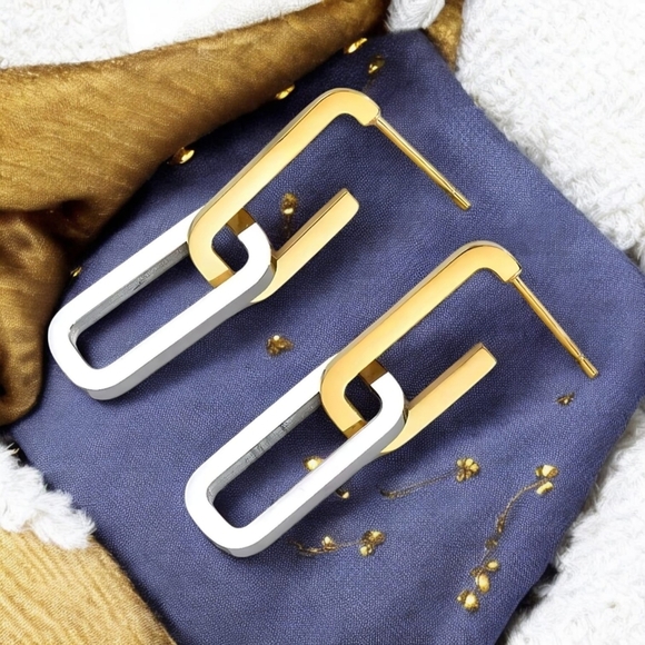 🆕️Minimalist Chic Two Tone C Hoop Earrings 18K Gold Plated Stainless Steel - Picture 10 of 12